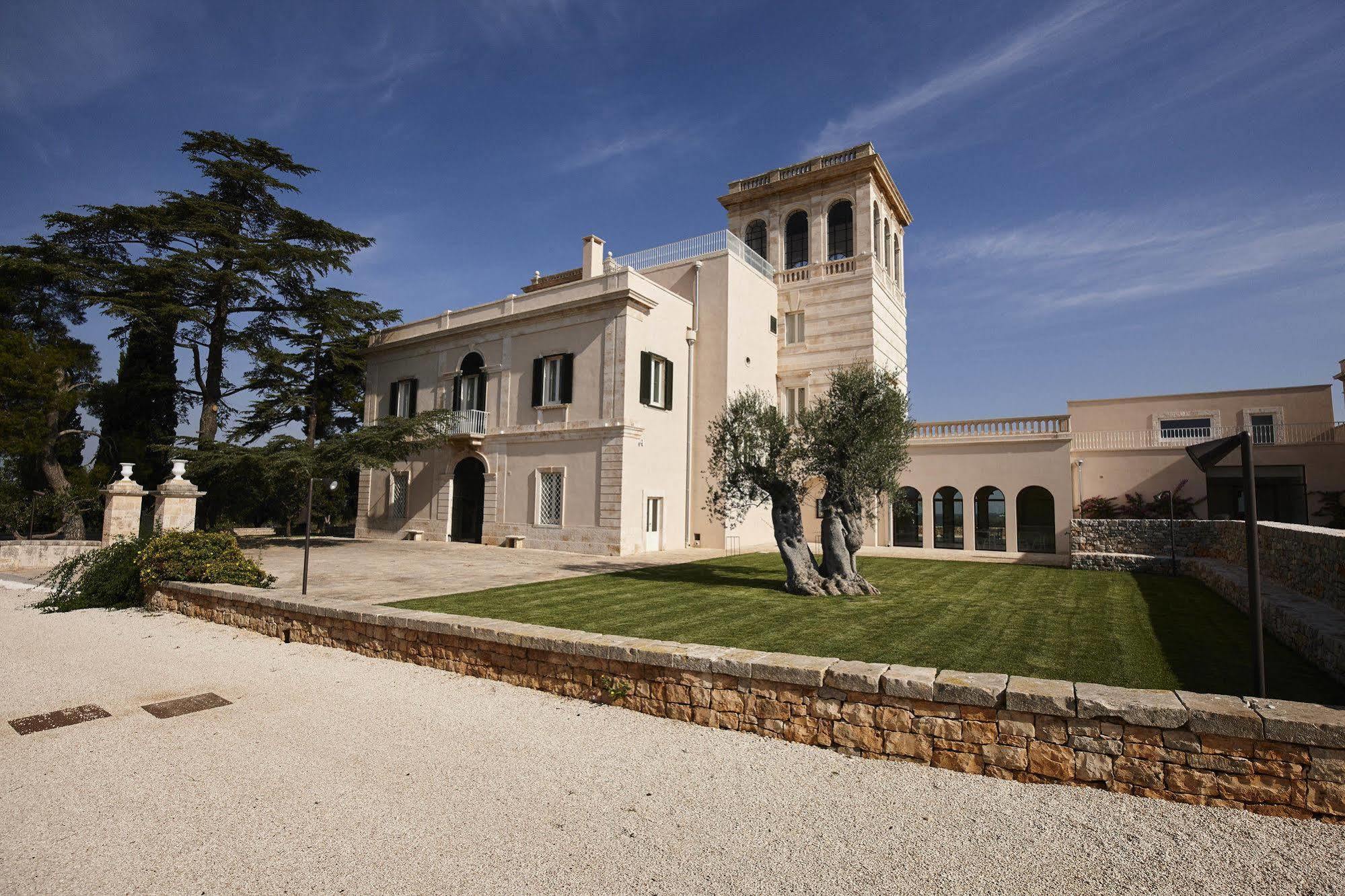Resort Torre Bianca By Emily Polignano a Mare