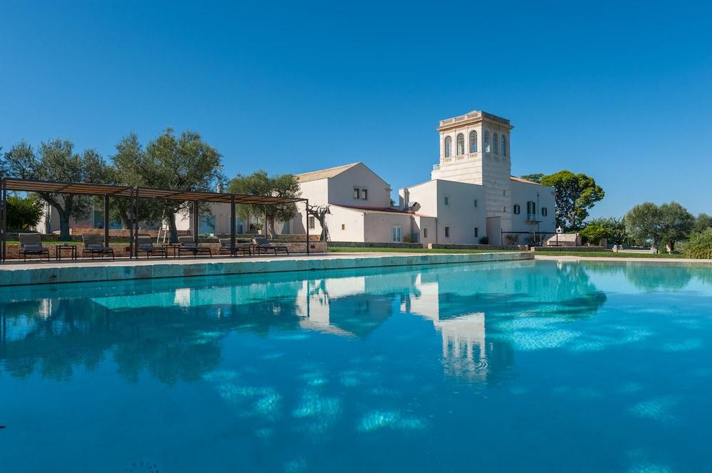 Torre Bianca By Emily Resort